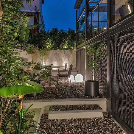 Bitzaro Boutique Hotel