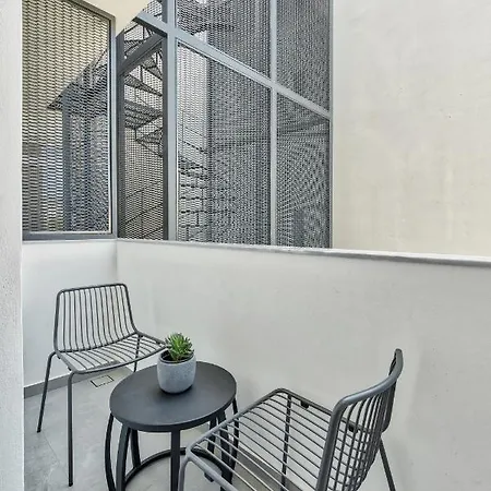 ホテル Bitzaro Boutique 4*