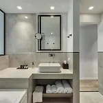 Ξενοδοχείο Bitzaro Boutique 4*