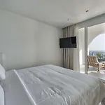 Bitzaro Boutique Hotel 4*