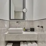 Ξενοδοχείο Bitzaro Boutique 4*
